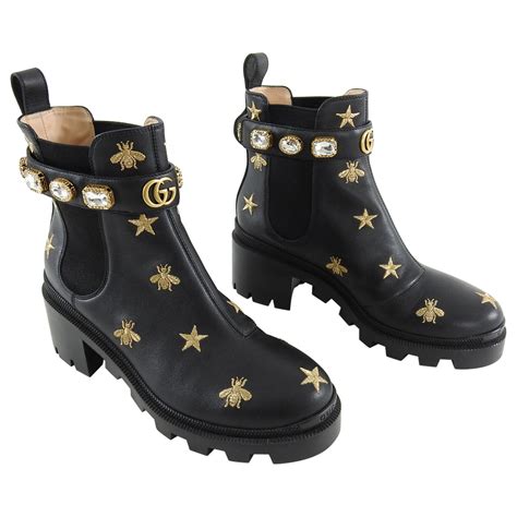 gucci bee embroidered boots